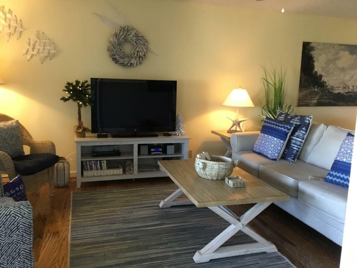 Villa 180 Ocean Hibiscus Drive Butler Beach Esterno foto